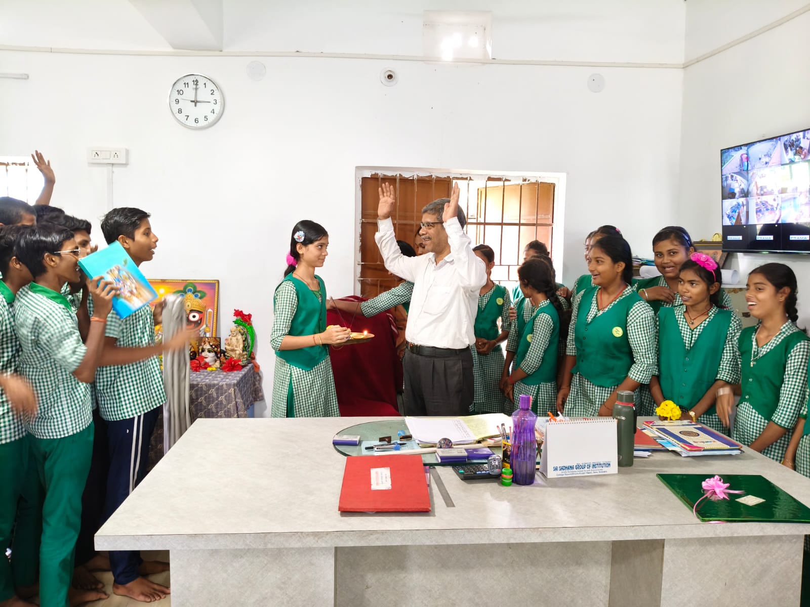 2c272012 6c53 47d2 9b56 751dd71ae8af